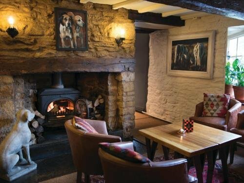 The Red Lion Inn, Забронировать Отель Лонг-Комптон Уорикшир