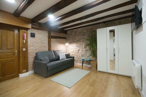 Luxurious and Spacious Brand-new Apartment in Old Town, Забронировать  Гипускоа Страна Басков
