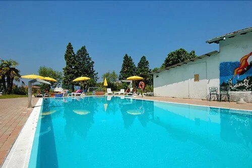 Hotel Mirabello, Забронировать Отель Отели Ломбардии с парковкой, Парковка