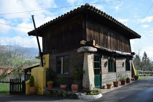 La Casa Nueva, Prenota Hotel Cereceda Asturie