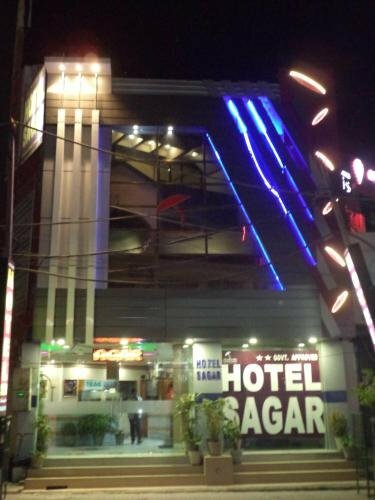 OYO 9808 Hotel Prem Sagar, Забронировать Отель Лудхиана штат Пенджаб