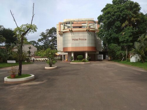 Ramada Alleppey, Rezerwuj Hotel Hotele w Alappuzha z basenem, Basen
