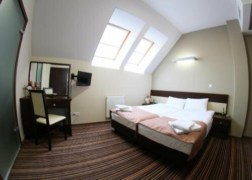 Aviator Hotel Wellness & SPA, Book Ferieresort Kielce Swietokrzyskie Moutains