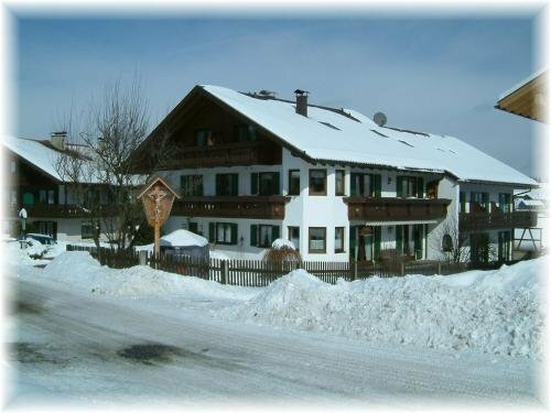 Gästehaus Alpina, Забронировать Гостевой дом Бад-Кольгруб Pfaffenwinkel