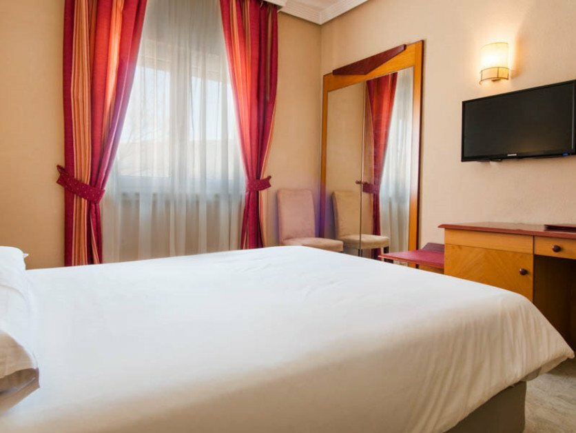 Insignia Hotel Del Val
