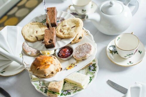 The Castle Hotel, Varaa Hotelli Llanymddyfri 