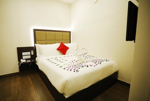 Star Emirates Luxury Resort and Spa, Munnar, Забронировать Курортный отель Отели Аначал с завтраком, Завтраки