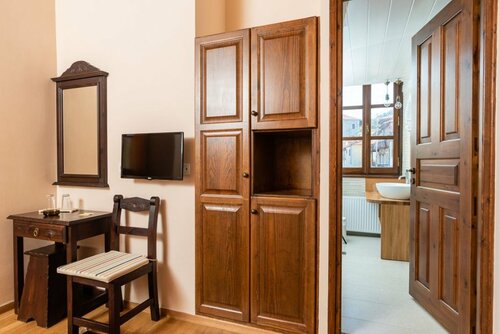 Kaza Guesthouse, Prenota Hotel Hotel a Arcadia Regional Unit con parcheggio, Parcheggio