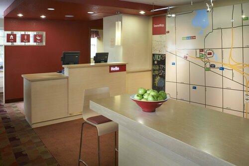 Sonesta Simply Suites Detroit Novi, Забронировать Отель Отели Новей с бассейном, рядом с Развлекательный центр Lucky Strike в Нови, Бассейн
