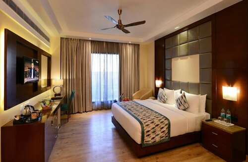 OYO 17026 The Pushkar Mantra Resort, Book Ferieresort Hoteller i Pushkar med pool, nær Pushkar Lake, Swimmingpool