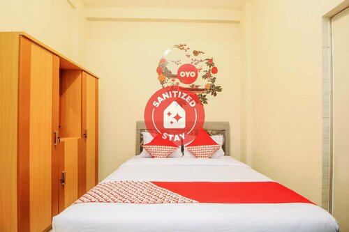 OYO 168 K-15 Residence, Prenota Hotel Hotel a East Java con parcheggio, Parcheggio