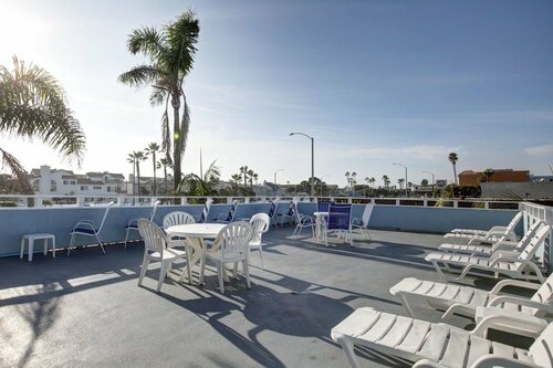 Newport Channel Inn, Забронировать Отель Ньюпорт-Бич Beach Cities Orange County
