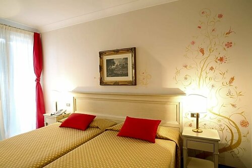 Le Muse Hotel, Забронировать Отель Отели Сан-Бонифачо с парковкой, Парковка