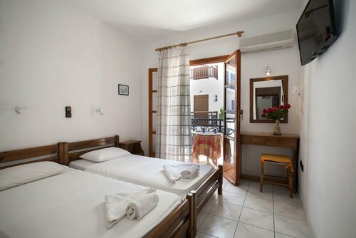 Kapetanos Rooms, Забронировать Отель Наксос остров Наксос, рядом с Портара