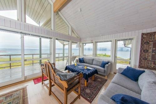 Scandic Vestfjord Lofoten, Забронировать Отель Свольвер Лофотенские острова, рядом с Паромный терминал Hurtigruten Свольвер