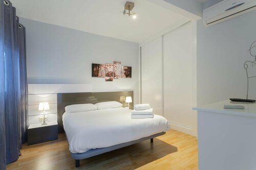 Apartment Cardenal Cisneros, Забронировать Апартаменты/квартира Шамбери Мадрид, рядом с Станция метро Callao