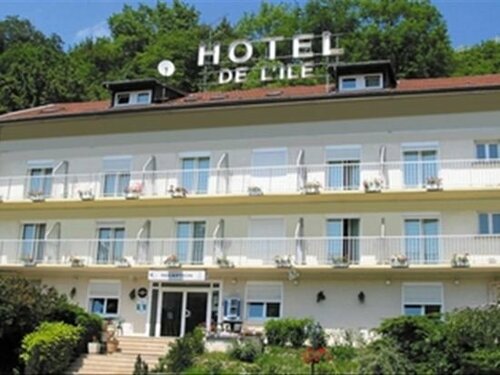 Hôtel de lIle à Custines 54, Reserva ahora Hotel Nancy 