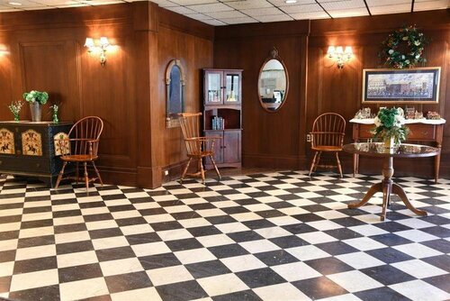 Pocono Inne Town, Rezerwuj Hotel Stroudsburg Alpine Mountain