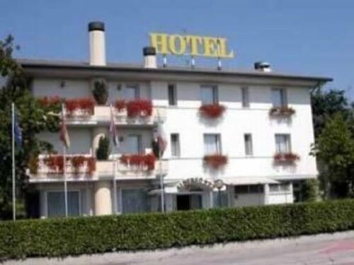 Hotel Al Sole, Забронировать Отель Преганцьоль Венето
