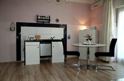Apartments ABA Zagreb, Buchen Sie Ferienwohnung Donji Grad Zagreb, in der Nähe von Importanne Galleria