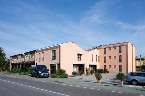 BEST WESTERN Titian Inn Hotel Venice Airport, Забронировать Отель Тессера Венето