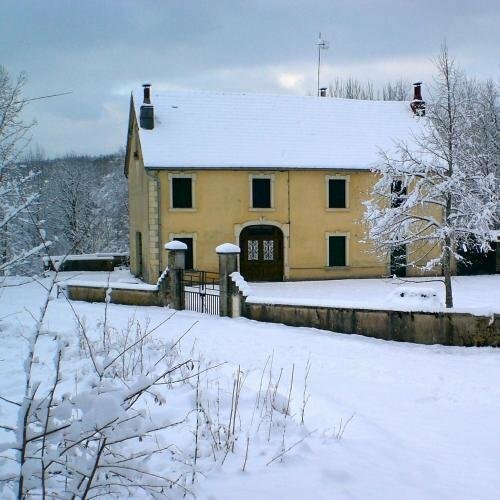 Au Moulin des Fées - Maison dhôtes Cascades du Hérisson, Réserver Hôtel Bonlieu Jura
