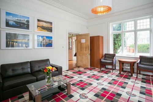 Merrion Road - Ballsbridge Townhouse, Забронировать Отель Отели Дублина с парковкой, рядом с Парк Херберт-парк, Парковка