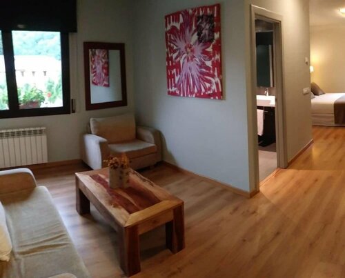 Roca Blanca, Rezerwuj Hotel SkiPallars – Espot Ski Espot