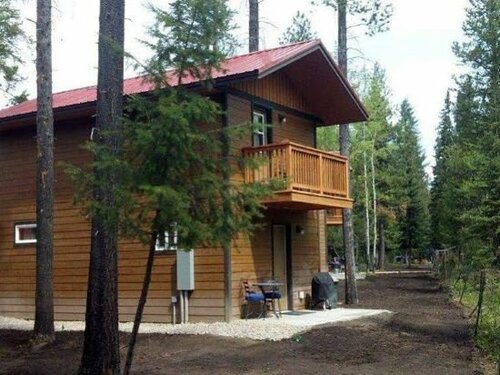 Historic Tamarack Lodge & Cabins, Book Hotel Coram Montana