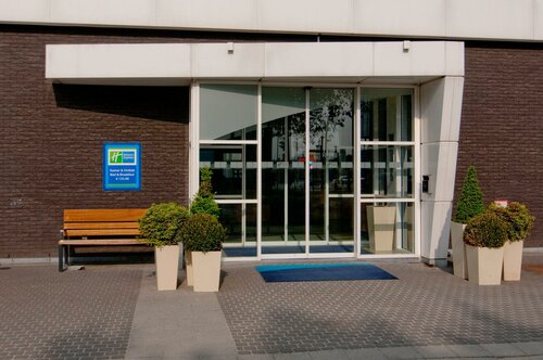 Holiday Inn Express Antwerp - City Centre by IHG, Забронировать Отель Отели Антверпена с парковкой, Парковка