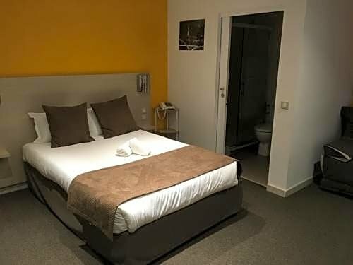 Hôtel de Paris La Défense, Забронировать Отель Отели Дефанс с завтраком, Завтраки