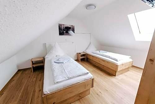 Gasthof Metzgerei Linsmeier, Забронировать Отель Отели Иггенсбах 3 звезды, 3*
