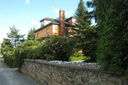 À Tout Venant B&B, Забронировать Отель «постель и завтрак» Магог-Орфорд Мейгог-Орфорд