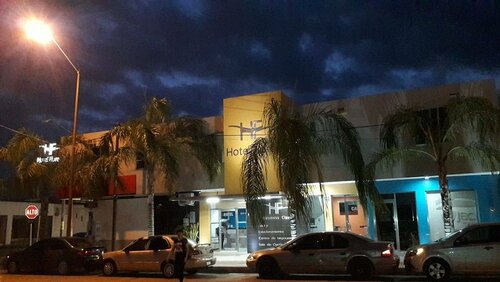 Hotel Flores, Забронировать Отель Гуамучиль Синалоа
