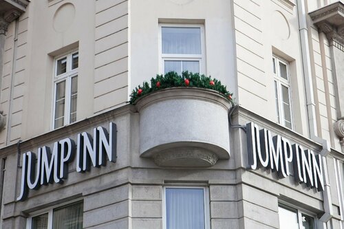 Jump INN Hotel Belgrade, Забронировать Отель Отели Белграда с парковкой, Парковка