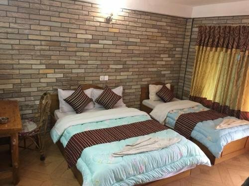 Lake Vision Guest House, Забронировать Гостевой дом Отели провинции Гандаки-Прадеш с бассейном, Бассейн