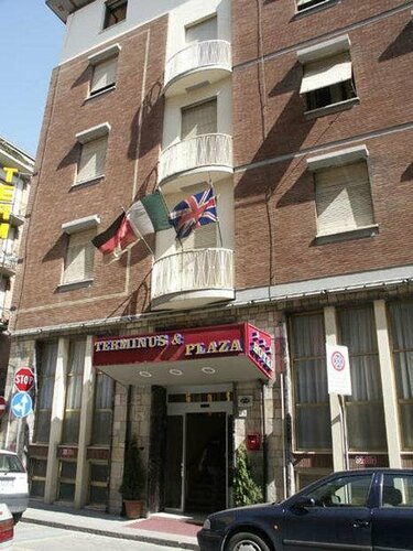 Hotel Terminus & Plaza, Забронировать Отель Пиза Тоскана, рядом с Площадь рыцарей
