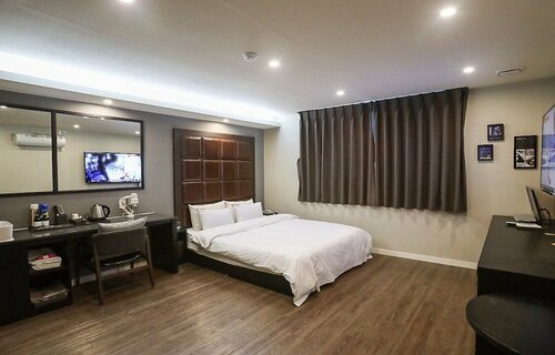 Louis Hotel, Varaa Hotelli Ulsan Hotellit, lähellä Daewangam Park