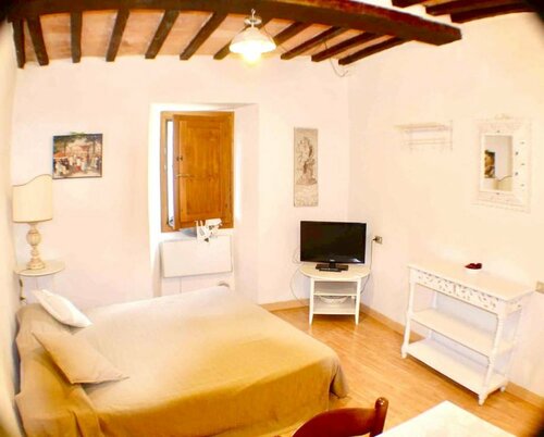 Red House Gubbio, Book Hotel Gubbio Umbrien