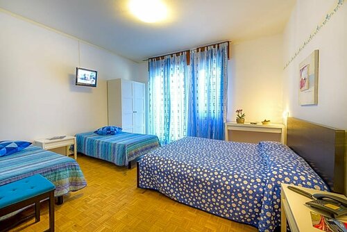 Hotel La Rotonda, Забронировать Отель Тирано Valtellina