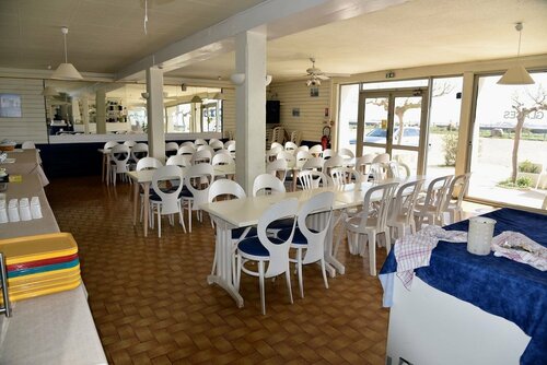 hôtel Le Grand Large, Забронировать Отель Отели Грюиссан 3 звезды, рядом с Plage du Grazel rive gauche - Poste de secours no6, 3*