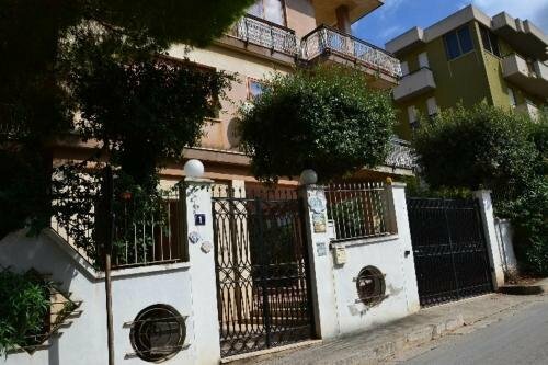 A Due Passi da Erice B&B, Đặt Khách sạn Erice Sicilia