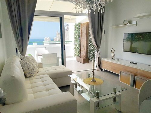 Luxury Diamond Adeje, Varaa Hotelli Adeje 