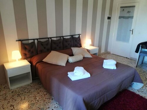 B&B Gi-Rosa Caltagirone, Забронировать Отель «постель и завтрак» Кальтаджироне Долина Ното