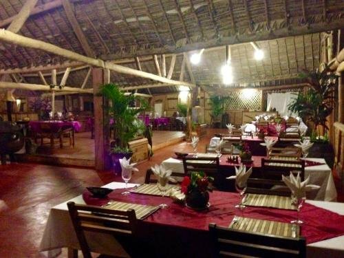 Hôtel Lodge La Pirogue Mahambo