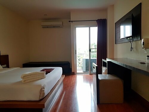 Pangviman Place Resotel SHA Plus, Забронировать Отель Отели Чиангмай с парковкой, рядом с Nong Hoy Market, Парковка