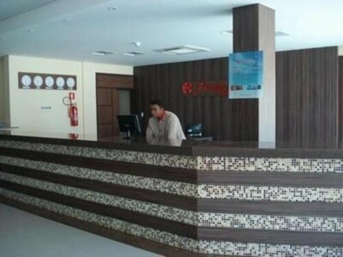 Flamboyant Suite Hotel, Забронировать Отель Порту-Велью Рондония