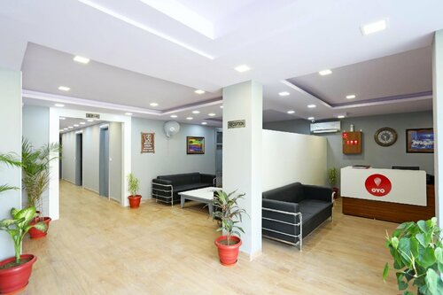 Collection O 74721 Aashiyana Paradise, Забронировать Отель Гургаон Gurgaon Region, рядом с Улица Сохна