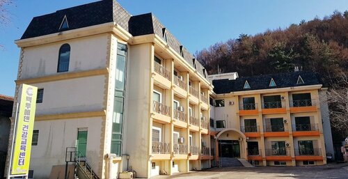 Back to Eden Resotel, Забронировать Отель Сокчхо Канвондо