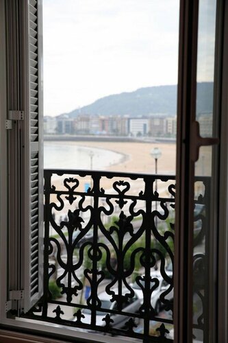 Stunning Views of Sea in Luxury Studio, Забронировать  Гипускоа Страна Басков